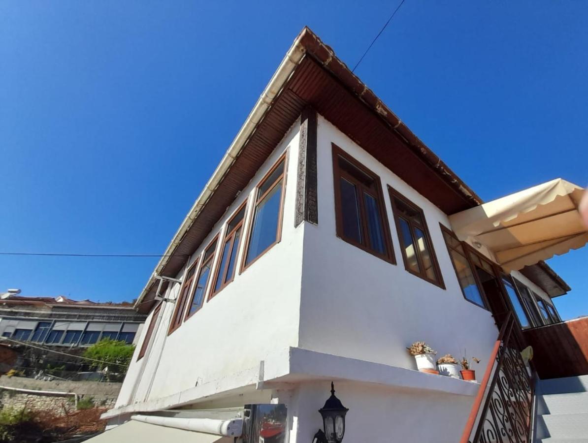 B&Bsheshalliu 베라트 외부 사진