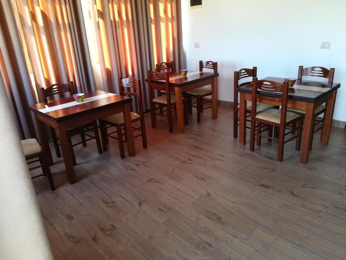 B&Bsheshalliu 베라트 외부 사진