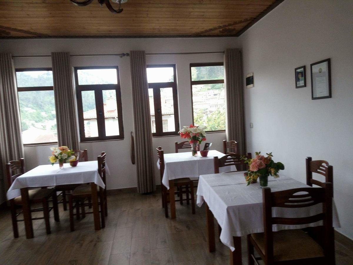 B&Bsheshalliu 베라트 외부 사진
