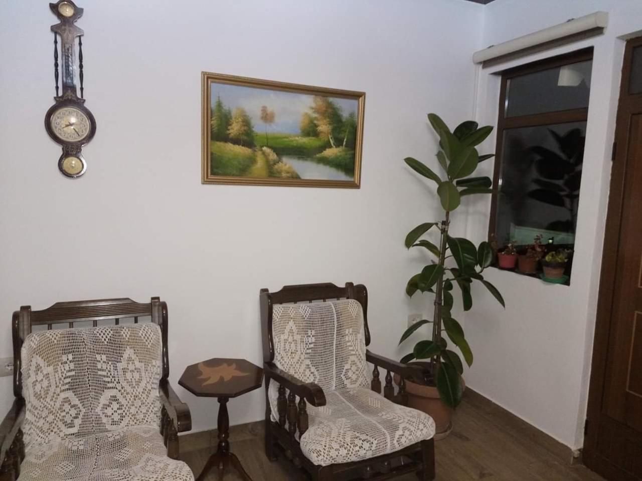B&Bsheshalliu 베라트 외부 사진