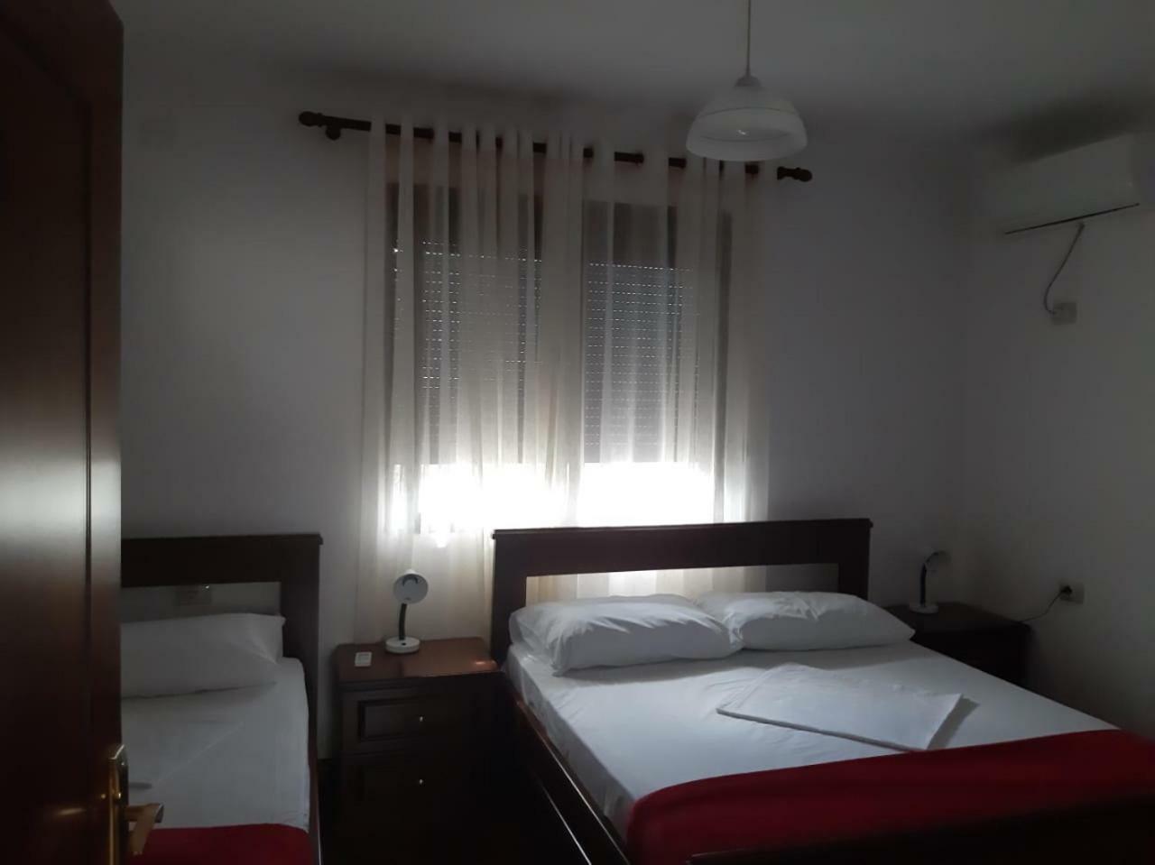 B&Bsheshalliu 베라트 외부 사진
