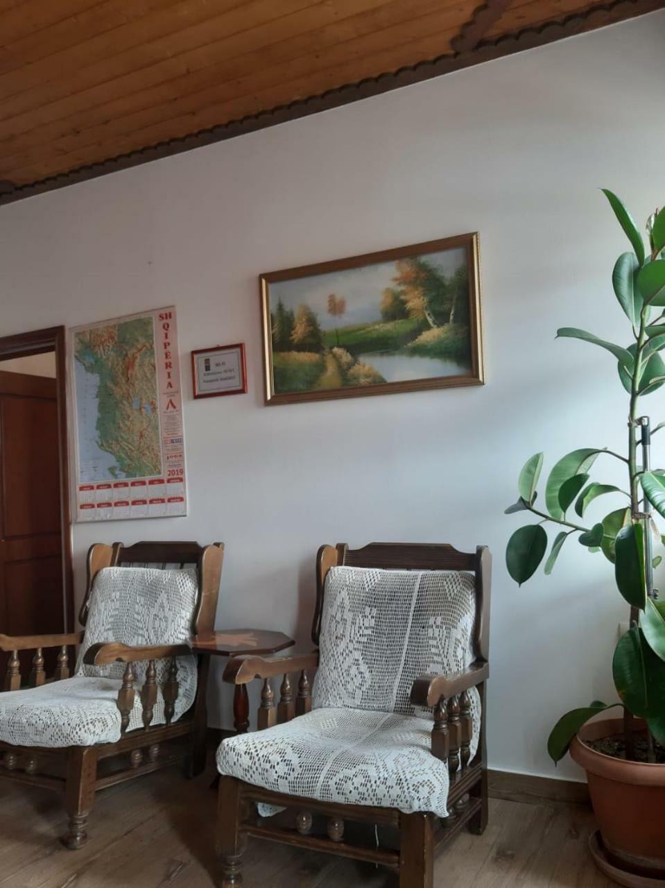 B&Bsheshalliu 베라트 외부 사진