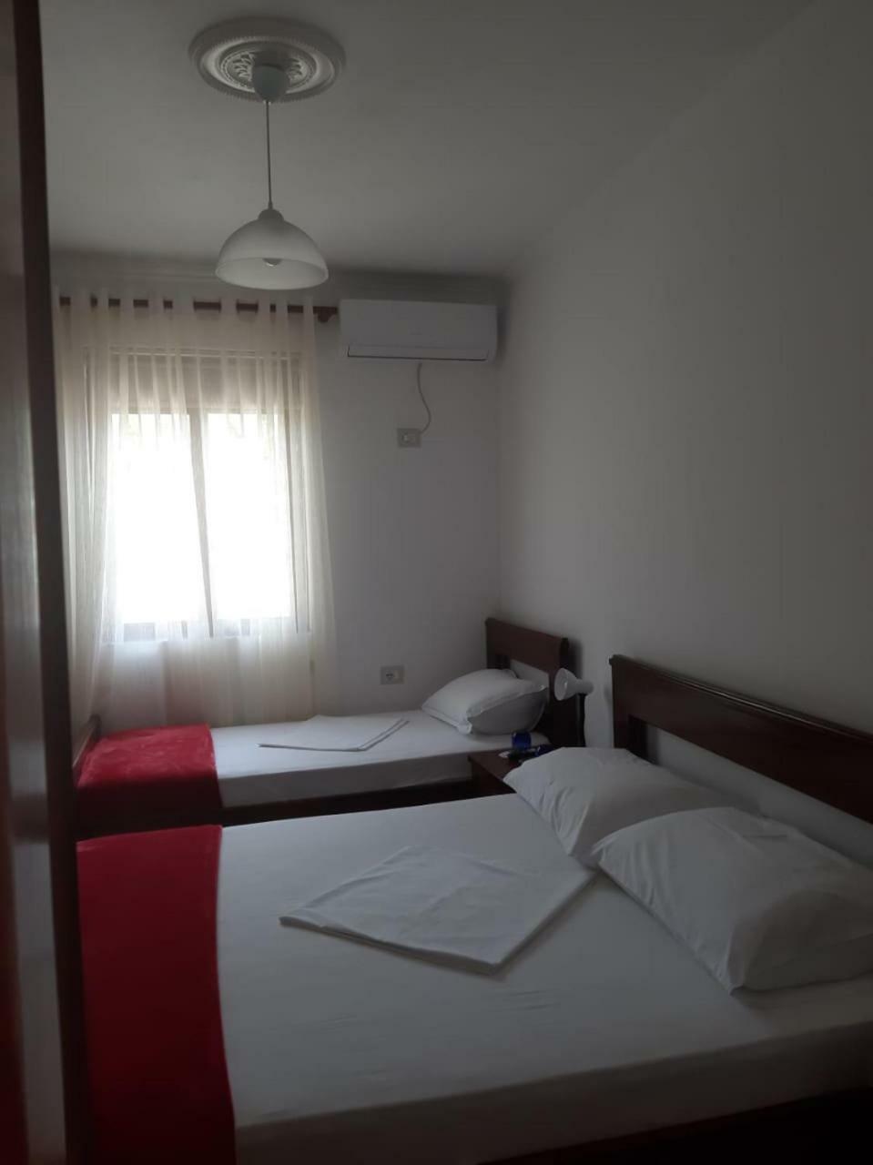 B&Bsheshalliu 베라트 외부 사진
